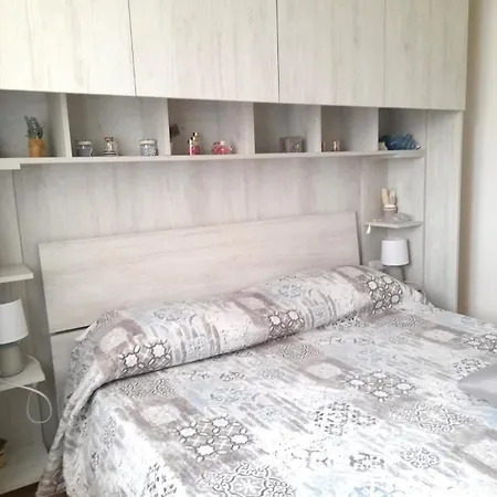 53-11 Cin R3659 Apartment *