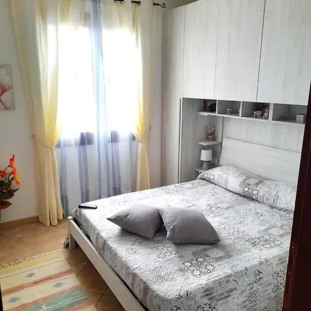 Apartment 53-11 Cin R3659 *